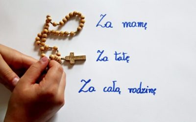 Harmonogram uczestnictwa dzieci komunijnych we Mszy św. z poświęceniem różańca oraz w nabożeństwie różańcowym